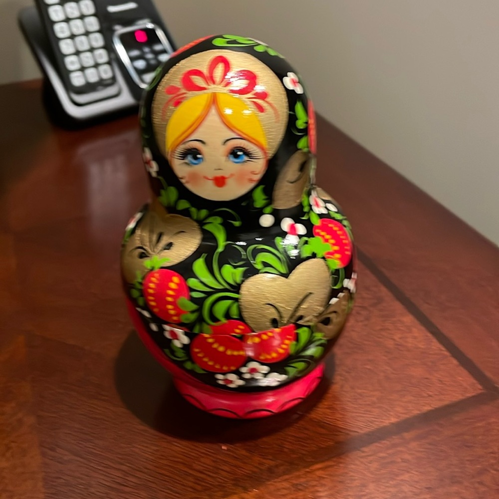 Matryoshka 7 Russian Dolls